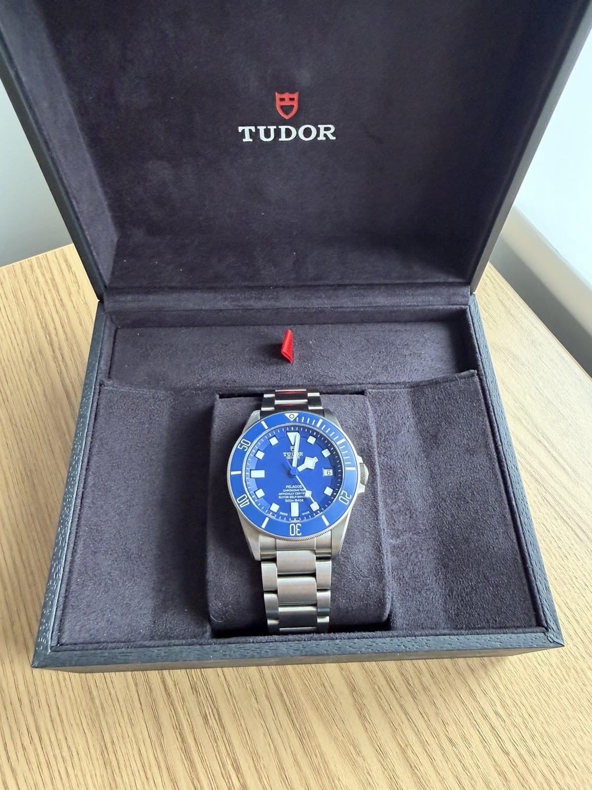 Montre TUDOR Pelagos 25600TB Bracelet en titane bleu 2023 42 mm Boîte, papiers et garantie – Image 18