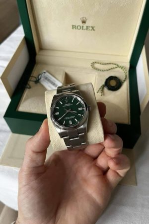 Rolex Oyster Perpetual 36 mm Verte 126000 2023, Boîte et papiers, Excellent état