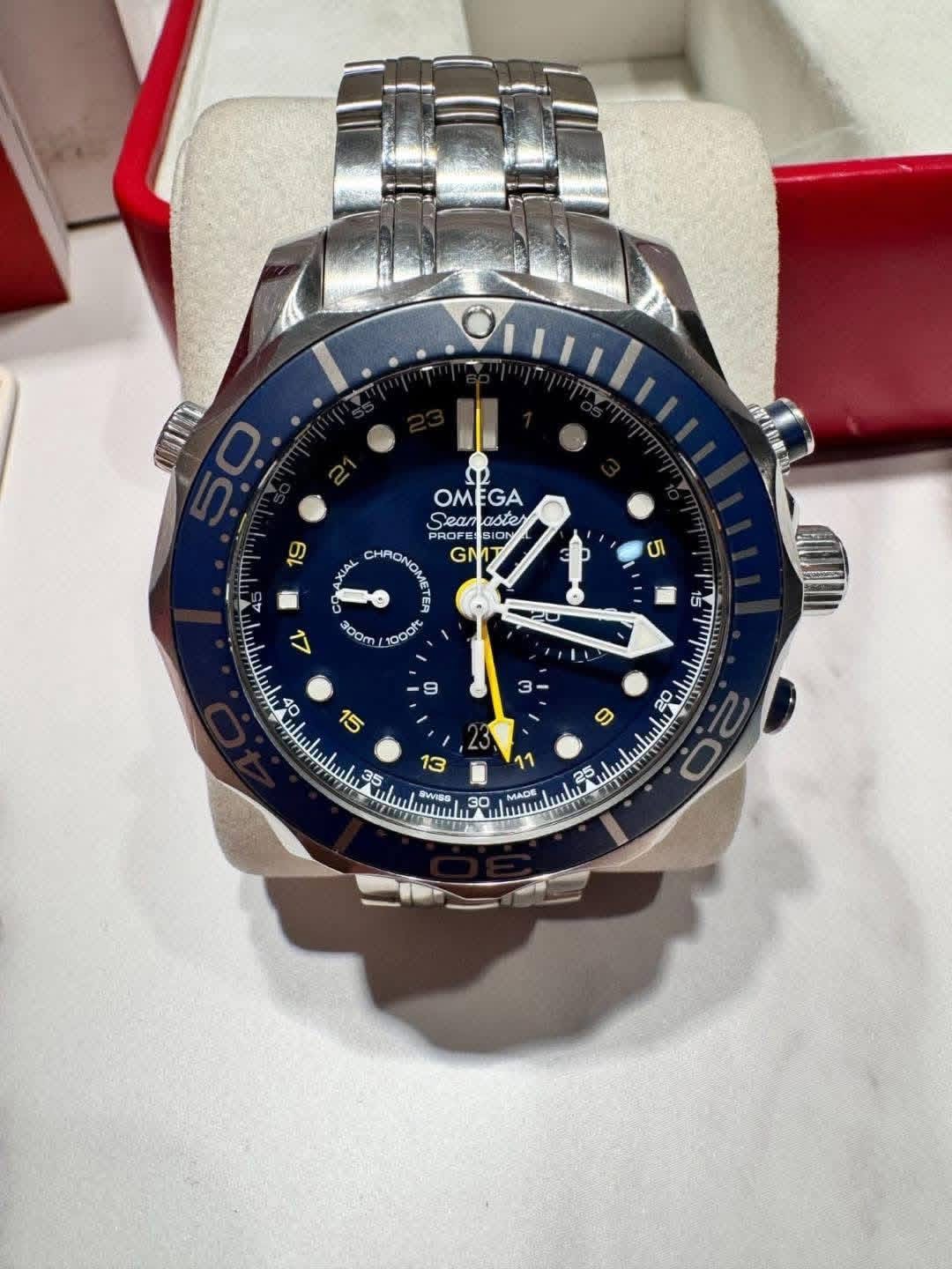 Omega Seamaster GMT Chronographe Coaxial Montre de plongée 300M 212.30.44.52.03.001 – Image 4
