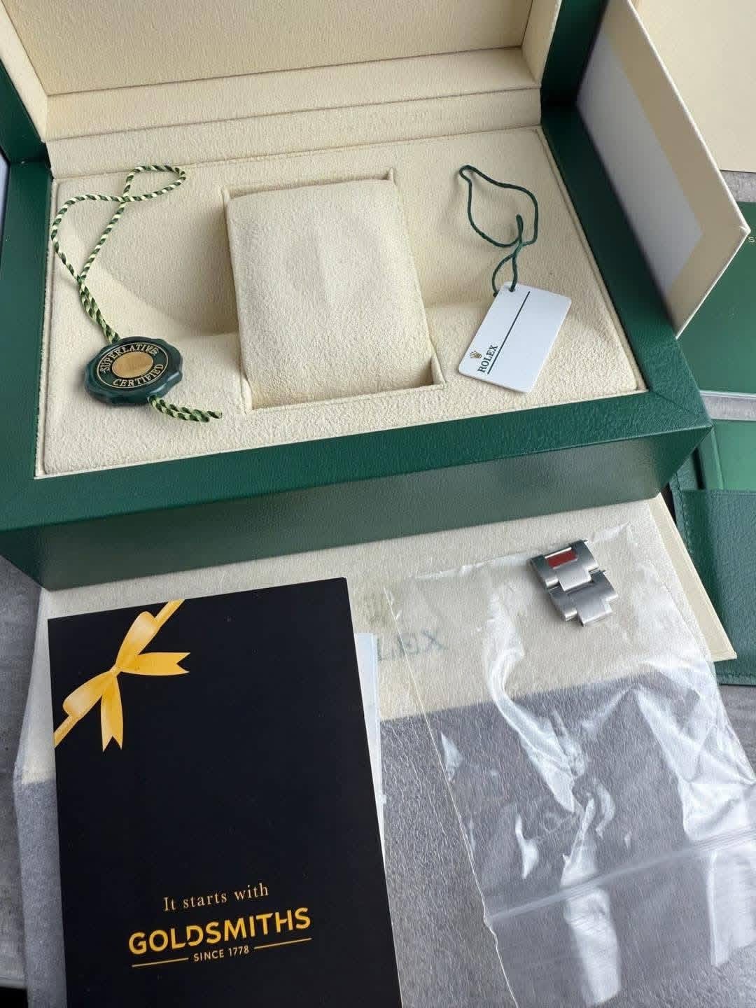 Rolex Air King 126900 Coffret et papiers 2023 Reçus originaux Ensemble complet – Image 22