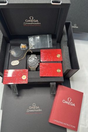 OMEGA Speedmaster Moonwatch Professional Hesalite 310.30.42.50.01.001 Chrono