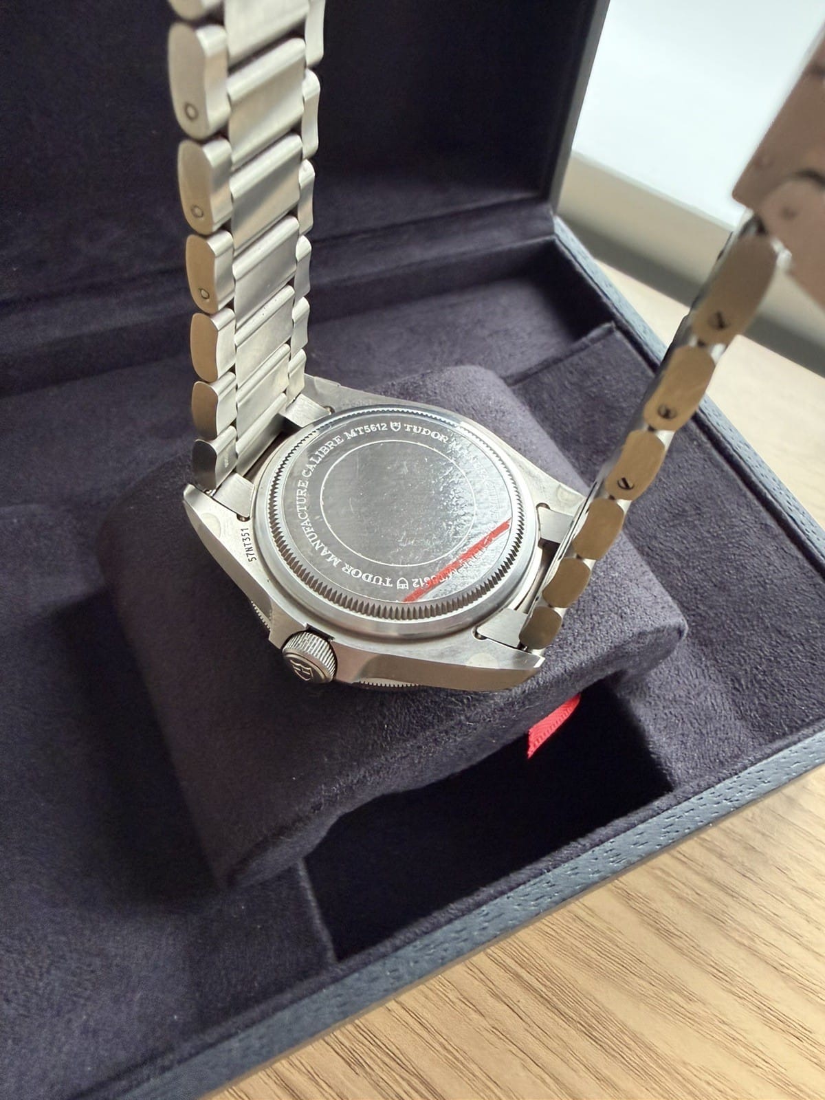 Montre TUDOR Pelagos 25600TB Bracelet en titane bleu 2023 42 mm Boîte, papiers et garantie – Image 17