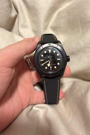 Tudor Black Bay Céramique Cadran Noir - ENSEMBLE COMPLET - 79210CNU