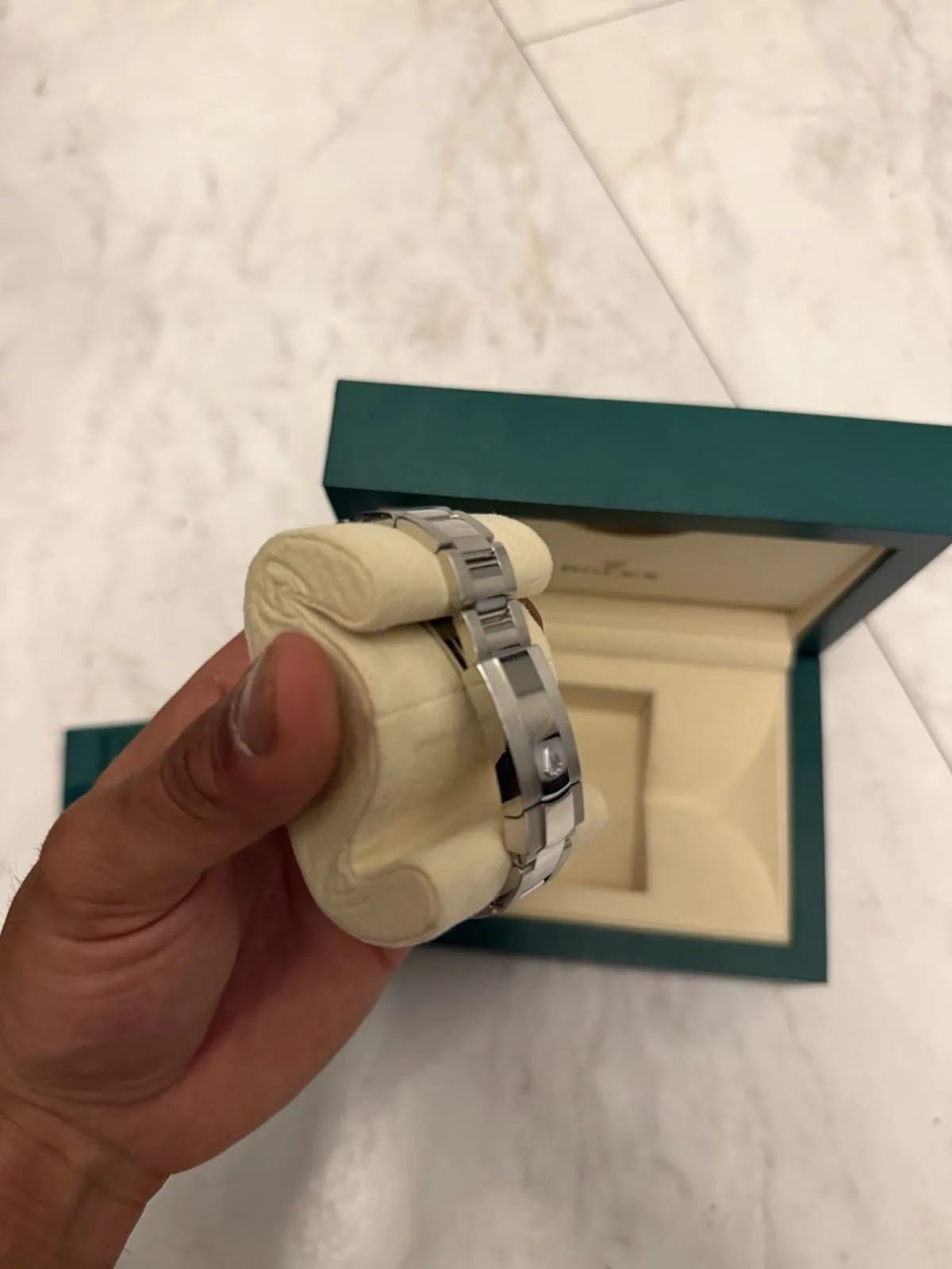Rolex Datejust 41126300 41 mm Cadran Wimbledon Acier inoxydable - Boîte et papiers 2022 – Image 7