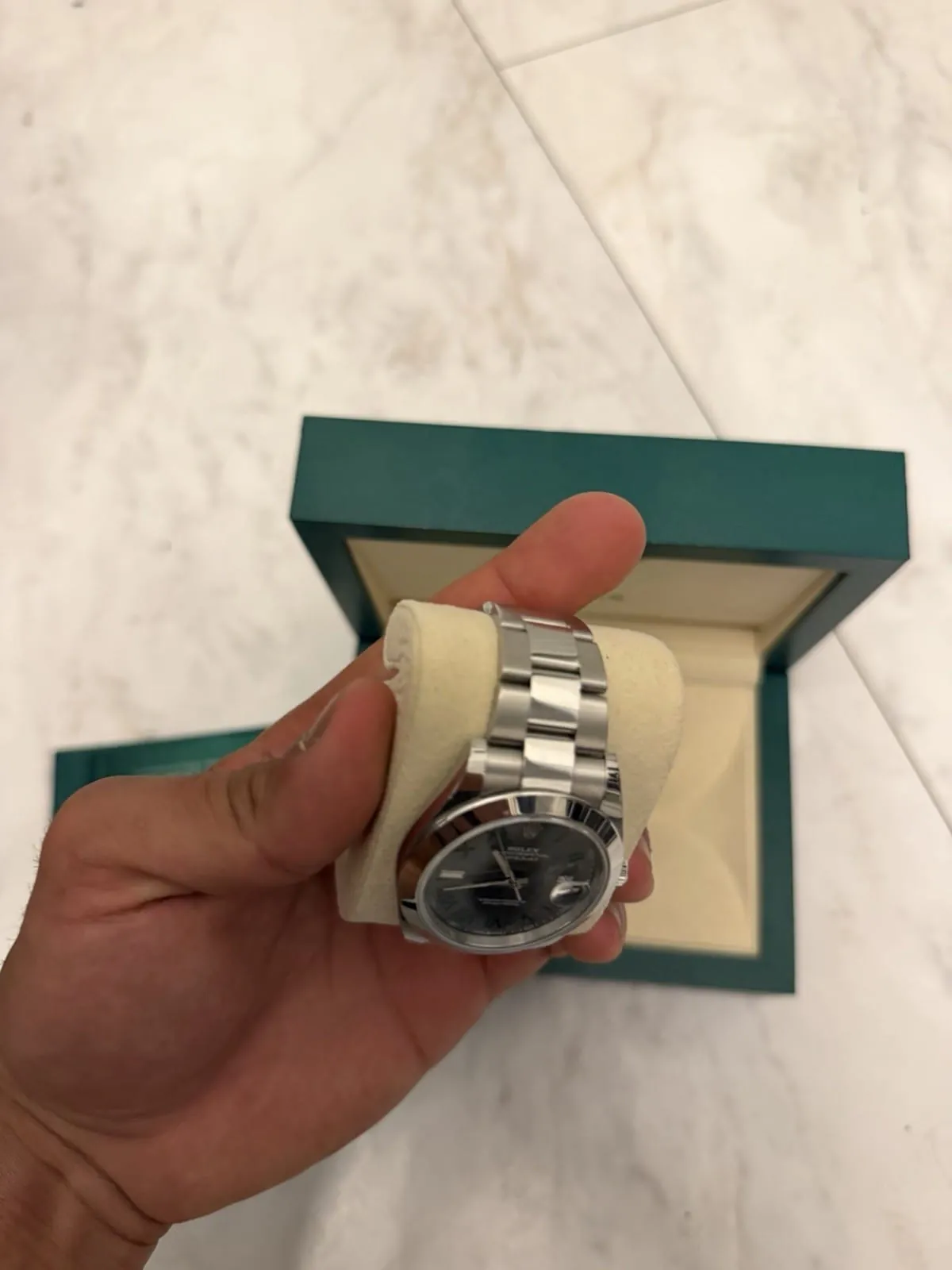 Rolex Datejust 41126300 41 mm Cadran Wimbledon Acier inoxydable - Boîte et papiers 2022 – Image 5