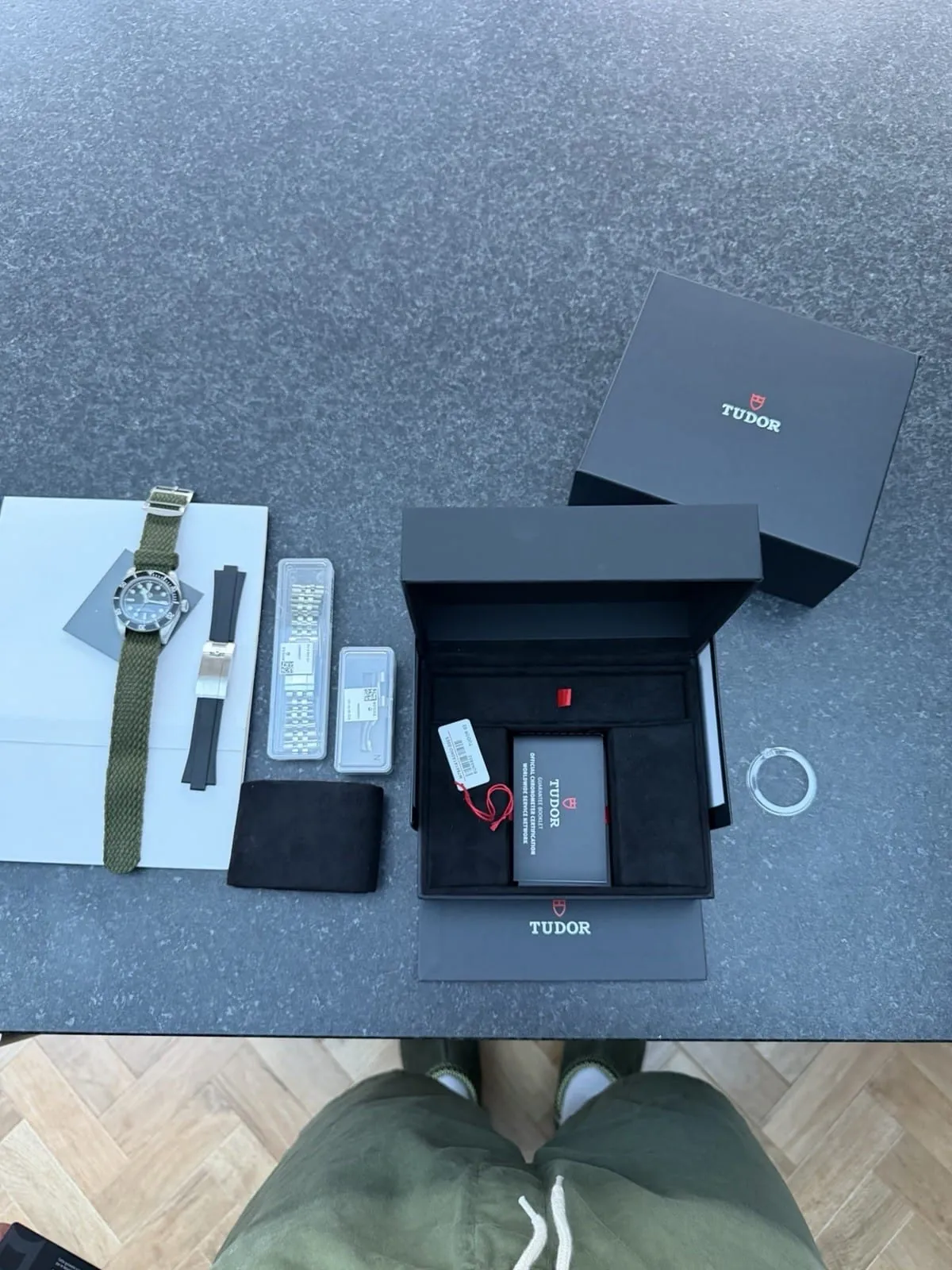 Tudor Black Bay 41 Monochrome - Bracelet Jubilee 5 maillons - Coffret complet 2025 - 7941A1A0NU – Image 13