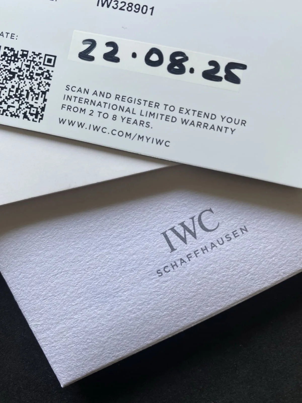 IWC Ingenieur 40 mm Cadran noir avec boîte et papiers – Image 12
