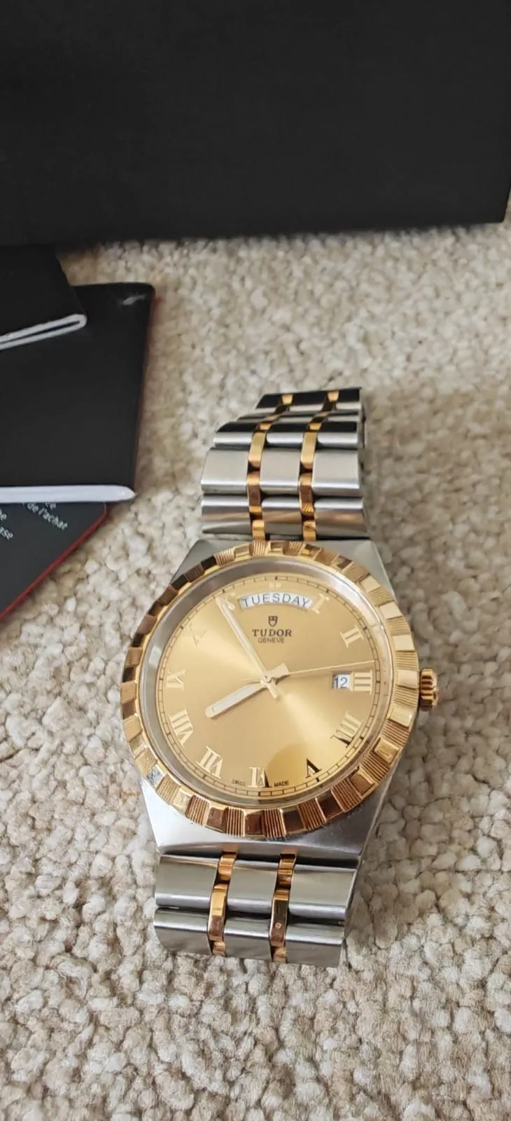 Tudor Royal 41 mm Or – Référence : 28603 – Image 2