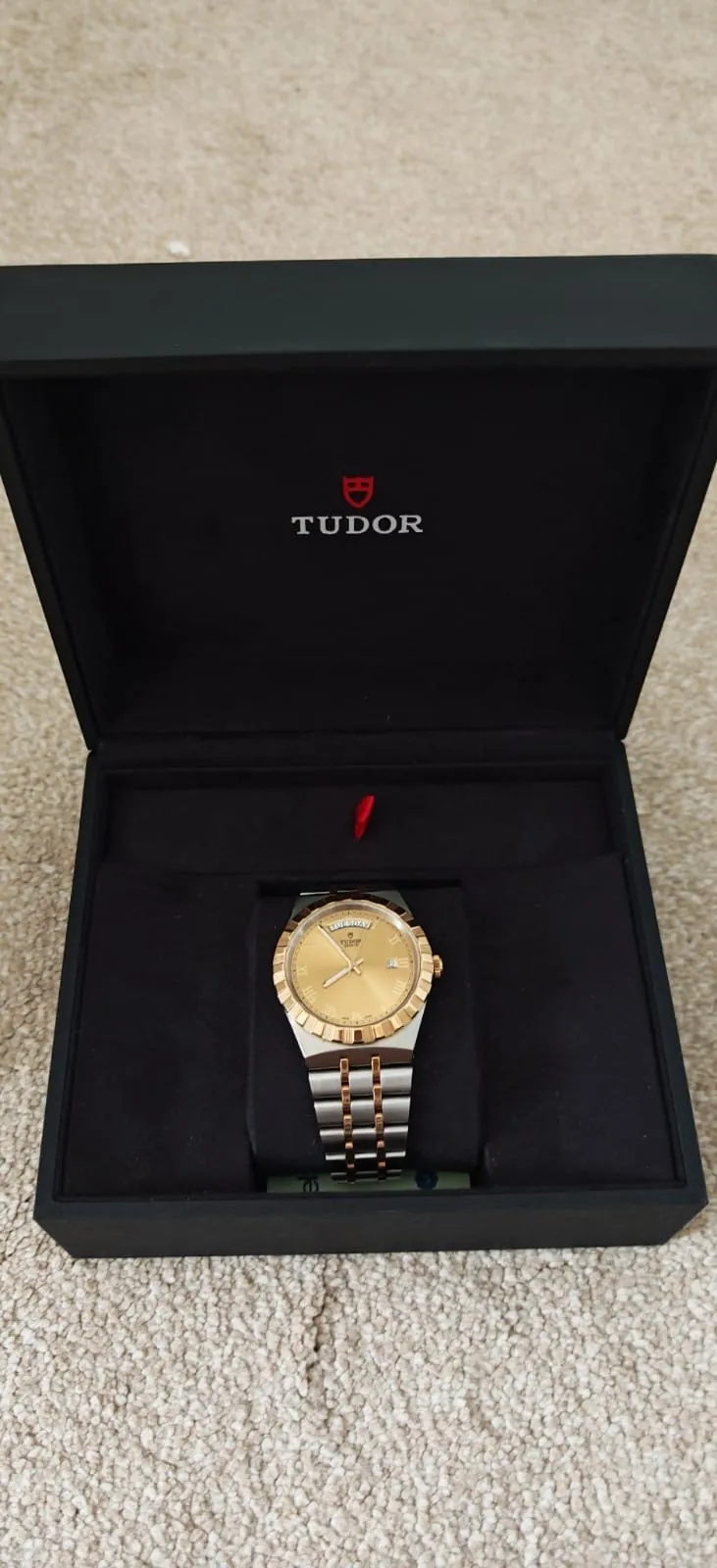 Tudor Royal 41 mm Or – Référence : 28603